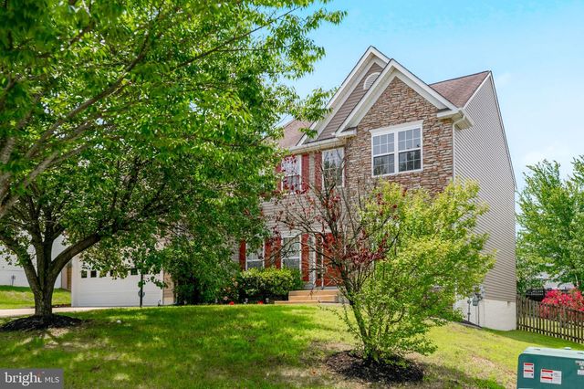 1005 GREAT OAKS LN, Fredericksburg, VA 22401