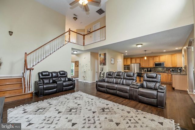 1005 GREAT OAKS LN, Fredericksburg, VA 22401