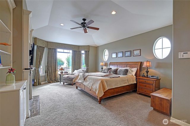 188 Glacier Peak Drive, Camano Island, WA 98282