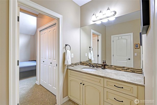 188 Glacier Peak Drive, Camano Island, WA 98282