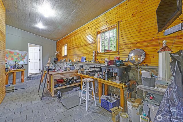 188 Glacier Peak Drive, Camano Island, WA 98282