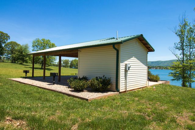 0 Caroline CT, Union Hall, VA 24176
