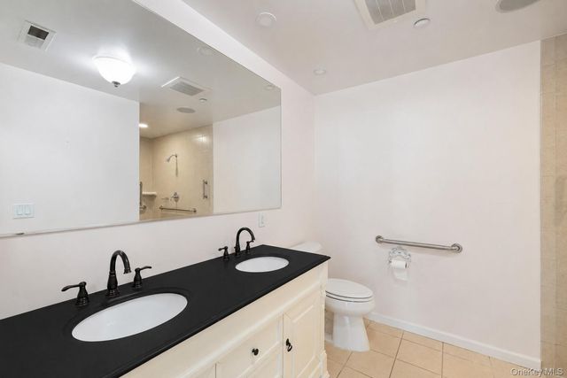 1321 Round Pointe Drive, Haverstraw, NY 10927