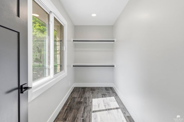 1716 Sheffield Circle, Manhattan, KS 66503
