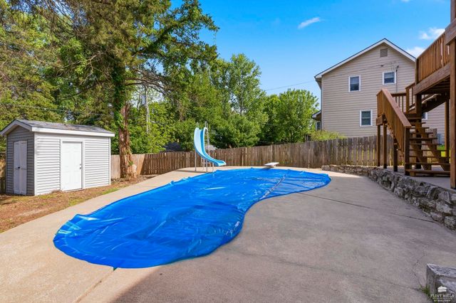 1716 Sheffield Circle, Manhattan, KS 66503