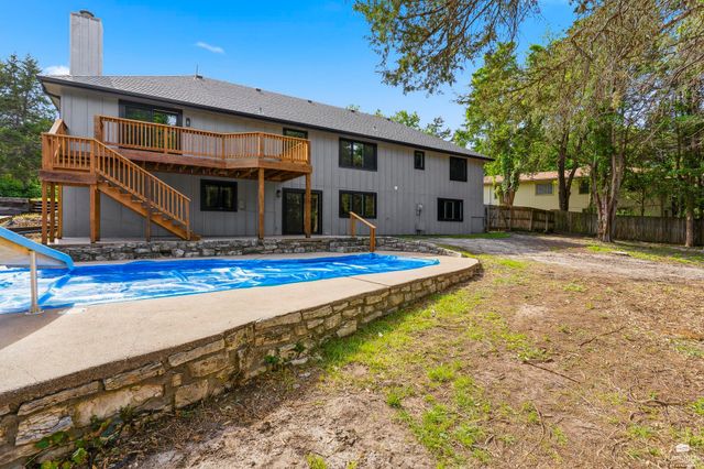 1716 Sheffield Circle, Manhattan, KS 66503