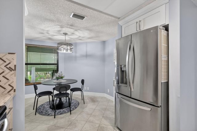 5230 SE Seascape Way 201, Stuart, FL 34997