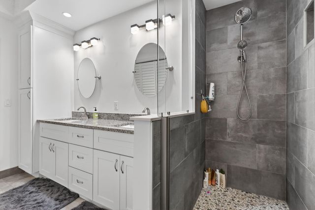 5230 SE Seascape Way 201, Stuart, FL 34997