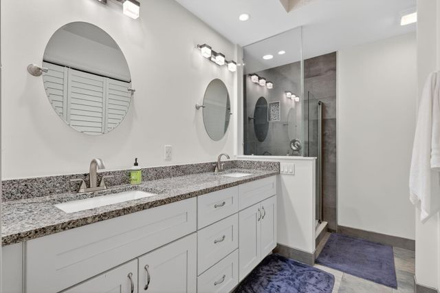 5230 SE Seascape Way 201, Stuart, FL 34997