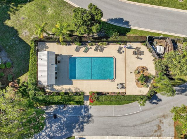 5230 SE Seascape Way 201, Stuart, FL 34997