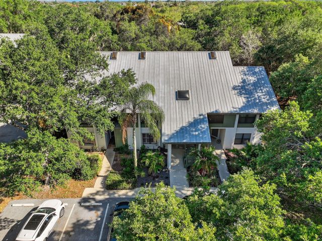 5230 SE Seascape Way 201, Stuart, FL 34997