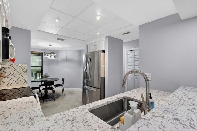 5230 SE Seascape Way 201, Stuart, FL 34997