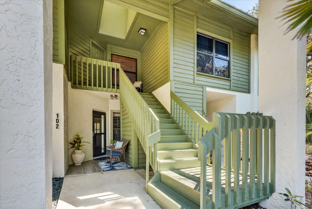 5230 SE Seascape Way 201, Stuart, FL 34997