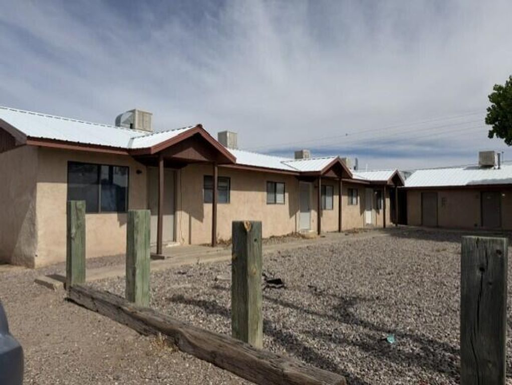 Image 3 of property listing at 115 J O Gallegos Street, Socorro, NM 87801