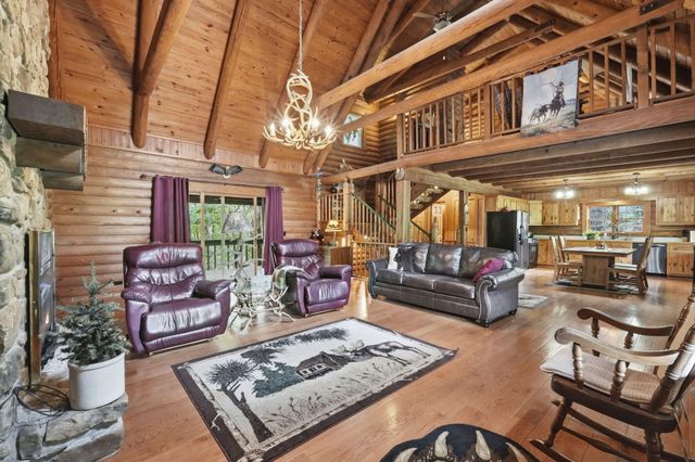 1906 State Hwy 265, Hollister, MO 65672
