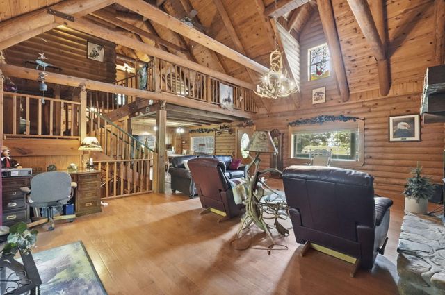 1906 State Hwy 265, Hollister, MO 65672