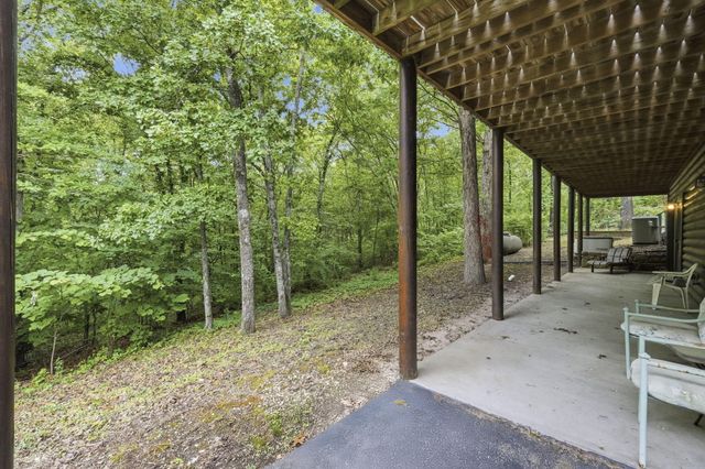 1906 State Hwy 265, Hollister, MO 65672