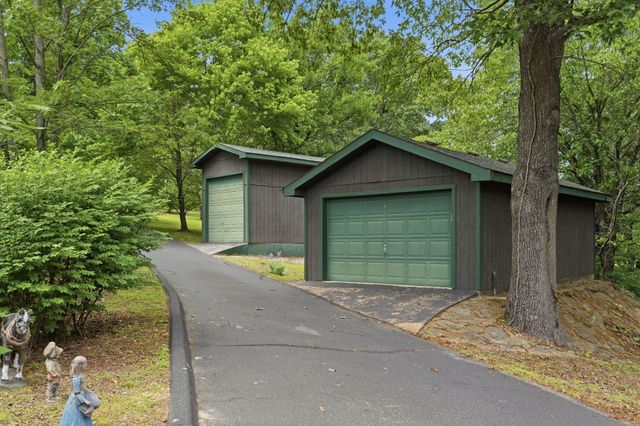 1906 State Hwy 265, Hollister, MO 65672
