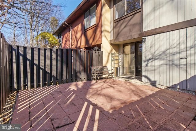 2142 CARTWRIGHT PL, Reston, VA 20191