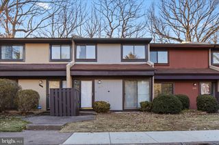 2142 CARTWRIGHT PL, Reston, VA 20191