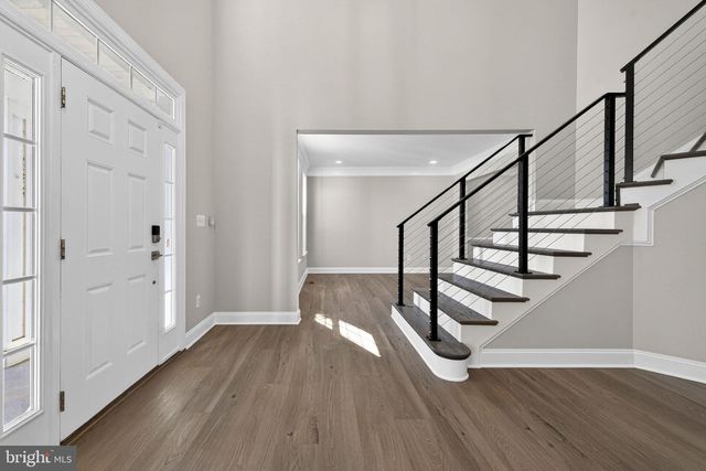 898 DECLARATION DR, Charles Town, WV 25414