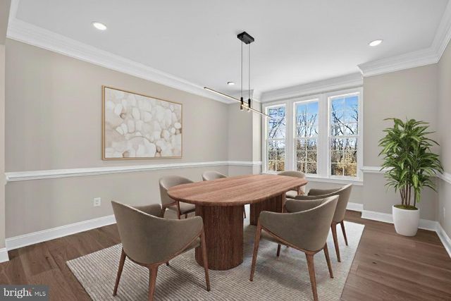 898 DECLARATION DR, Charles Town, WV 25414