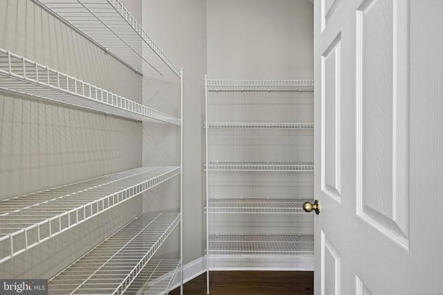 898 DECLARATION DR, Charles Town, WV 25414