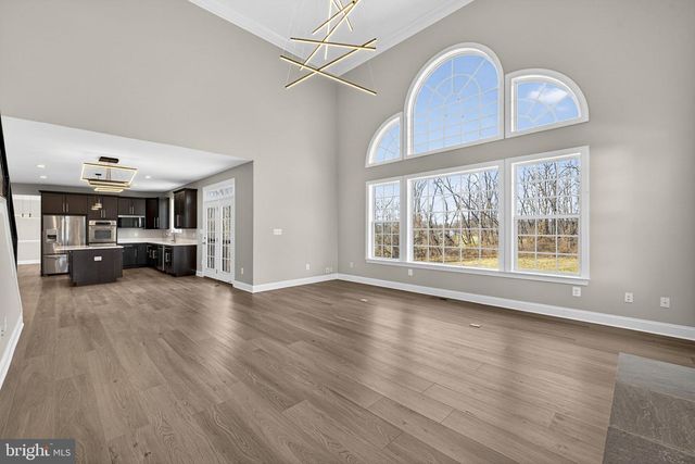 898 DECLARATION DR, Charles Town, WV 25414