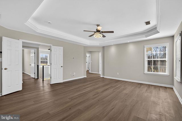 898 DECLARATION DR, Charles Town, WV 25414