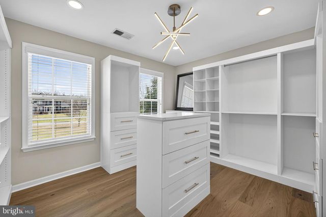 898 DECLARATION DR, Charles Town, WV 25414