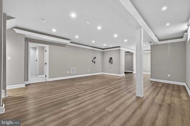 898 DECLARATION DR, Charles Town, WV 25414