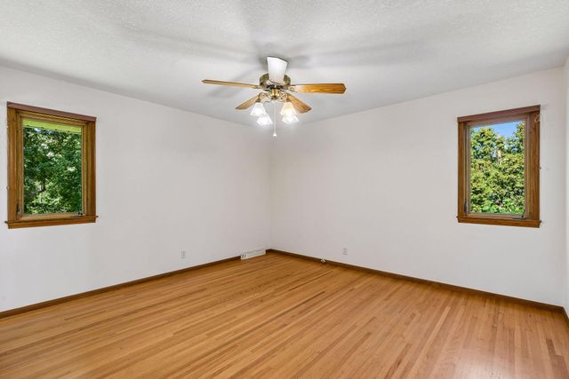 14211 Lennell Drive, Minnetonka, MN 55345