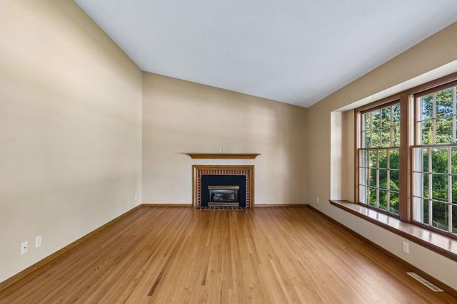 14211 Lennell Drive, Minnetonka, MN 55345
