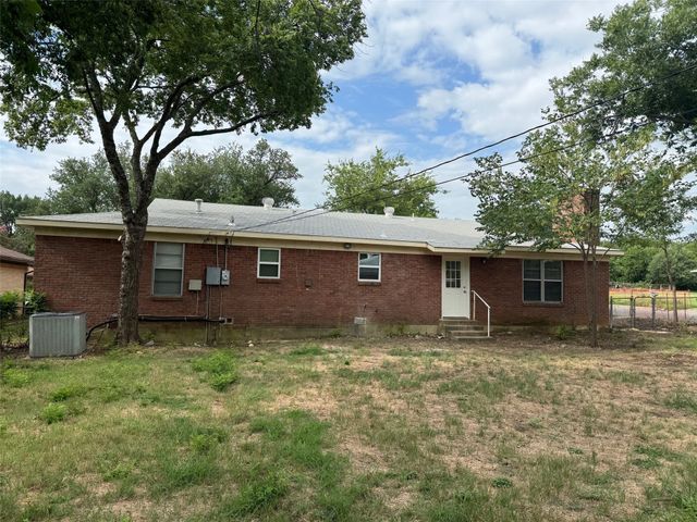 1820 Linden Drive, Denton, TX 76201