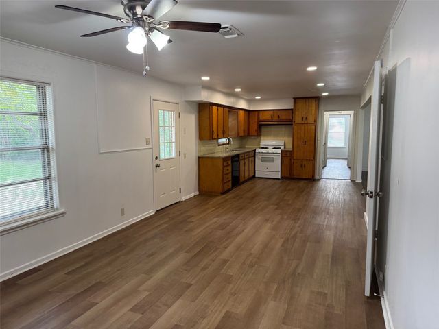 1820 Linden Drive, Denton, TX 76201
