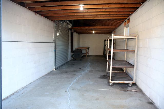 624 N 625 W, Hobart, IN 46342