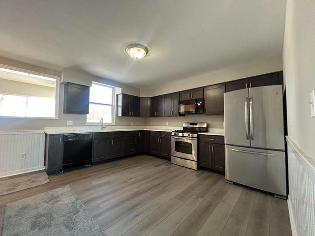 624 N 625 W, Hobart, IN 46342