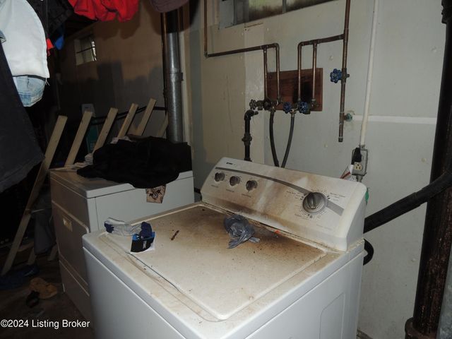 1428 Hobart Dr, Louisville, KY 40216