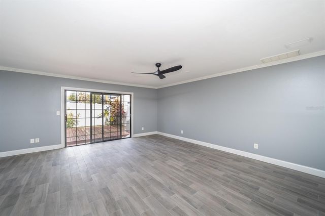 16076 DAWNVIEW DRIVE, Tampa, FL 33624