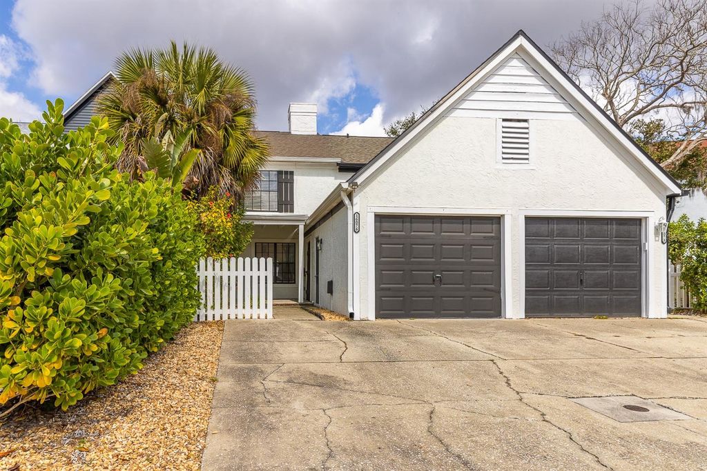 16076 DAWNVIEW DRIVE, Tampa, FL 33624