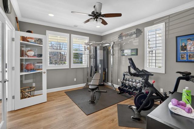 1420 Folsom Meadows Cir, Folsom, CA 95630