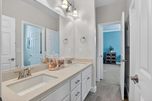 1420 Folsom Meadows Cir, Folsom, CA 95630