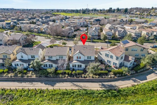 1420 Folsom Meadows Cir, Folsom, CA 95630