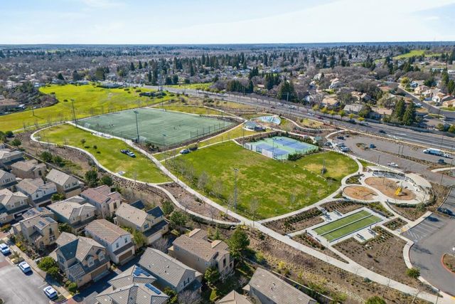 1420 Folsom Meadows Cir, Folsom, CA 95630