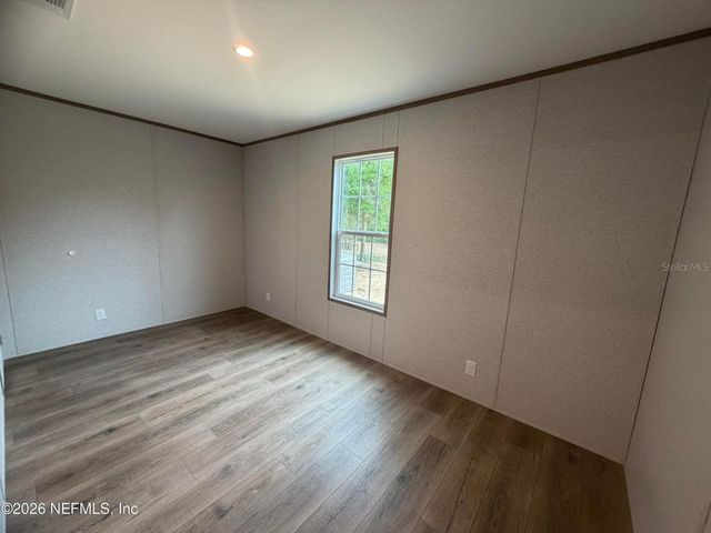213 MILTON AVENUE, Interlachen, FL 32148