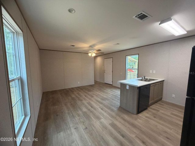 213 MILTON AVENUE, Interlachen, FL 32148