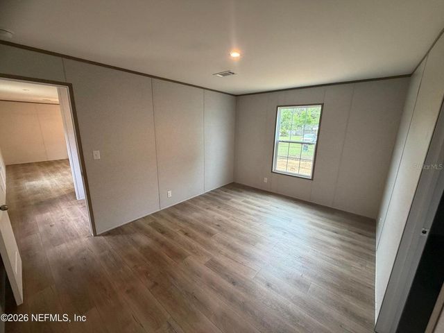 213 MILTON AVENUE, Interlachen, FL 32148