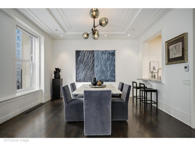 159 E Walton Place 7G, Chicago, IL 60611