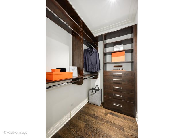 159 E Walton Place 7G, Chicago, IL 60611