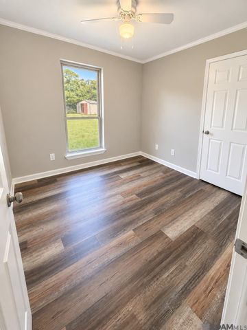 23885 Partridge Ln, Denham Springs, LA 70726